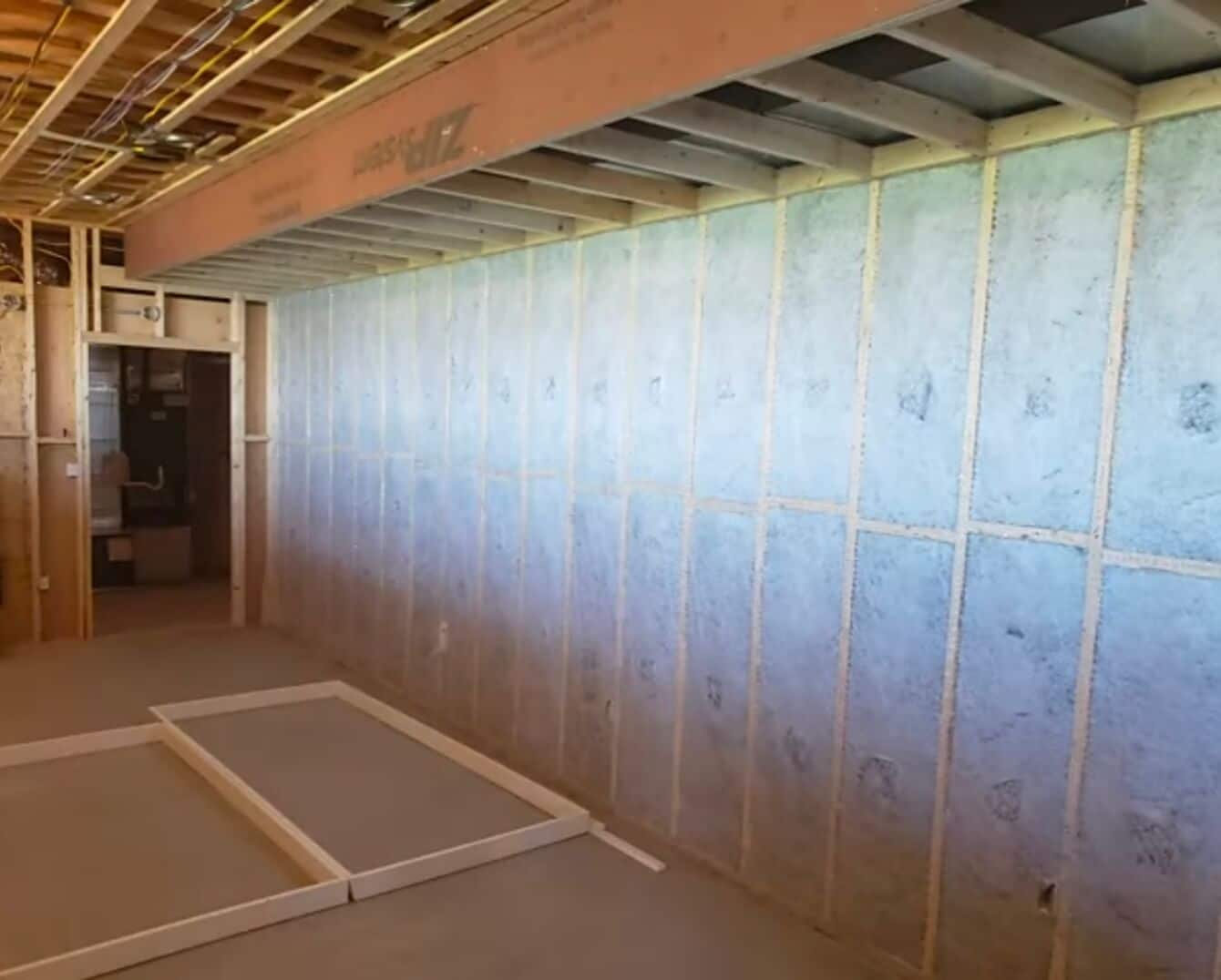 Read more about the article Is It Possible to Blow-in Mineral Wool Insulation?
